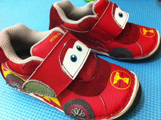 stride rite lightning mcqueen shoes