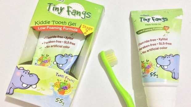 Tiny Fangs Kiddie Tooth Gel Review